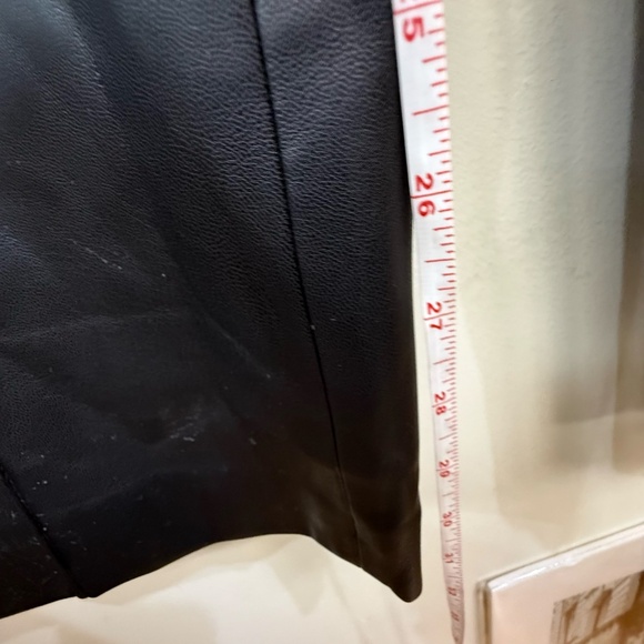 Zara Full Length Faux Leather Pants Size Medium - Picture 5 of 8